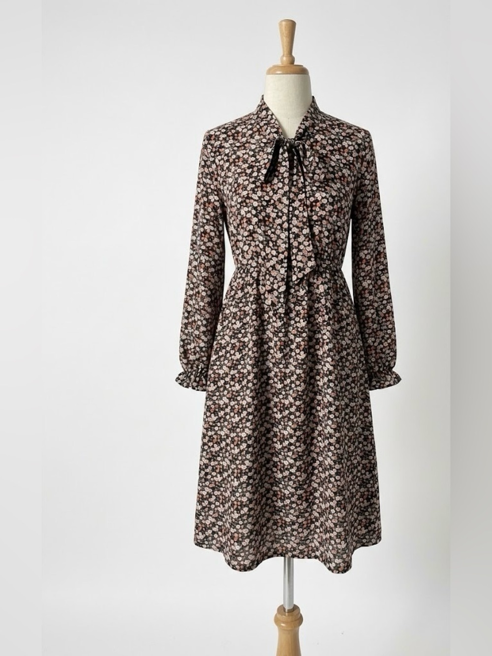 👗 Floral Black Summer Midi Dress with Necktie - Dresspot Size XXL NWOT